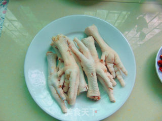 麻辣卤鸡爪的做法步骤：3