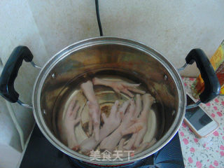 麻辣卤鸡爪的做法步骤：4