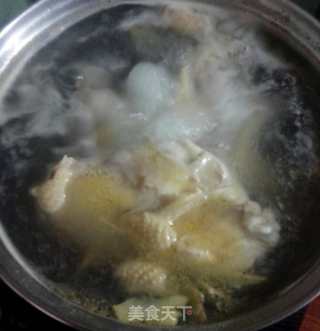 凉鸡的做法步骤：1