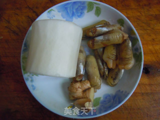 打造夏日无油烟厨房---萝卜盅蒸蛏的做法步骤：1