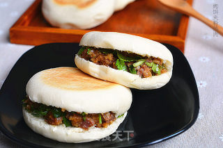 烤饼夹粉蒸肉的做法步骤：12