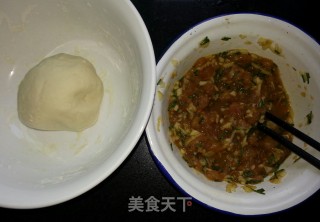 家常猪肉饼的做法步骤：1