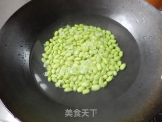 毛豆炒河虾的做法步骤：6