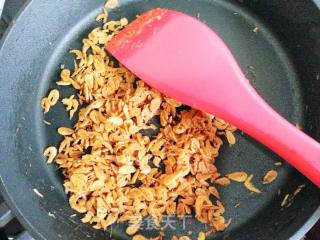 经典家常下饭菜——尖椒拌虾皮的做法步骤：4