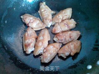 蒜香鸡中翅的做法步骤：2