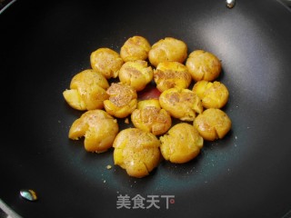 香煎黑椒小土豆的做法步骤：7