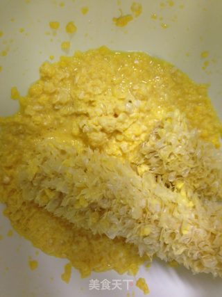 鸡蛋玉米羹的做法步骤：2