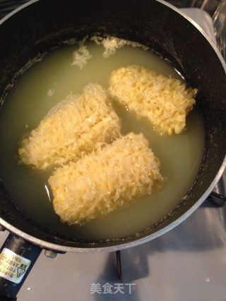 鸡蛋玉米羹的做法步骤：4