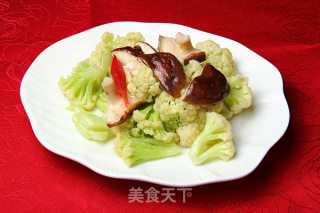 香菇炒花菜的做法步骤：4