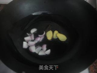 豉油皇乳鸽的做法步骤：2