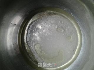 八寸戚风蛋糕的做法步骤：2