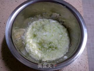 黄瓜鸡蛋饼的做法步骤：1