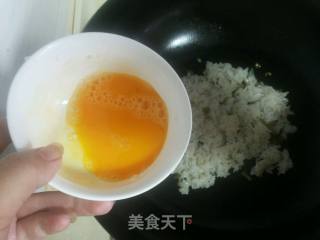 炒饭的做法步骤：3