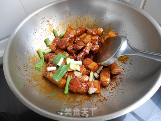桃子红烧肉的做法步骤：5
