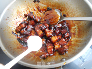 桃子红烧肉的做法步骤：11