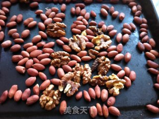 核桃花生酥皮饼的做法步骤：1