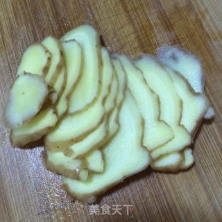 榴莲壳萝卜大骨汤的做法步骤：4