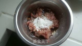 肉末茄子的做法步骤：1
