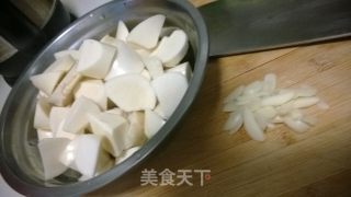 油焖茭白的做法步骤：2