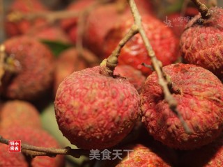 荔枝药酒：夏至泡的药酒最养生的做法步骤：1
