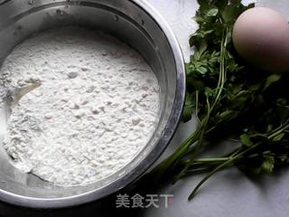野芹菜叶鸡蛋饼的做法步骤：1