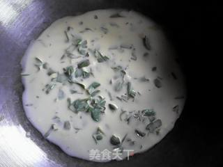 野芹菜叶鸡蛋饼的做法步骤：5