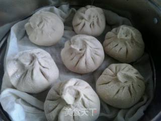 包菜鸡蛋粉丝包子的做法步骤：12