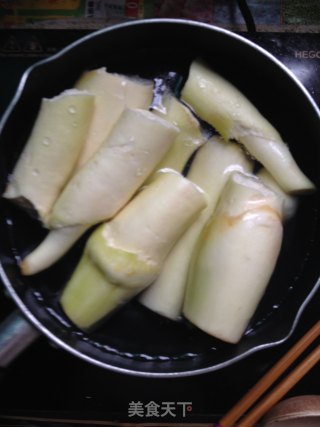 竹笋猪肉饺子的做法步骤：9