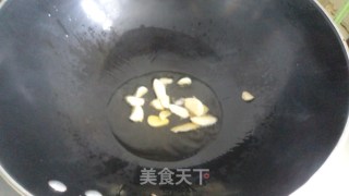 口蘑炖排骨的做法步骤：5