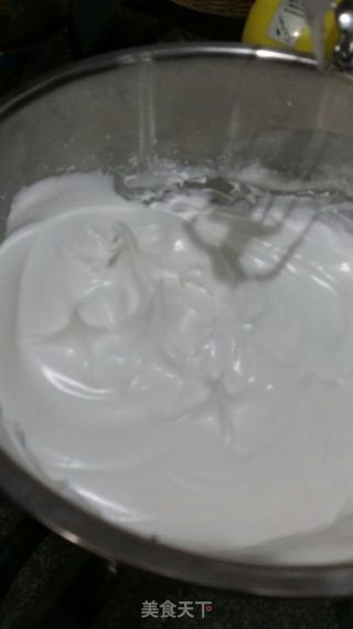 斑马戚风蛋糕的做法步骤：2