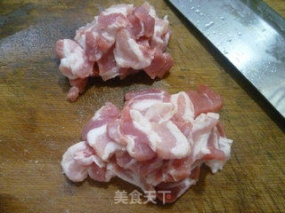 嫩姜炒五花肉的做法步骤：3