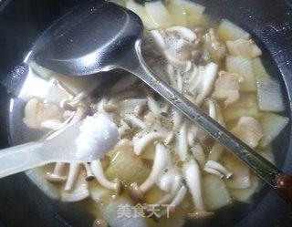 蟹味菇五花肉冬瓜汤的做法步骤：12