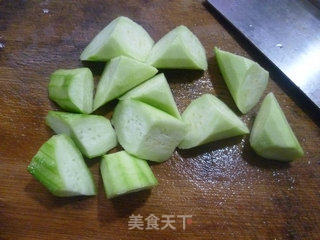 丝瓜土豆排骨汤的做法步骤：5