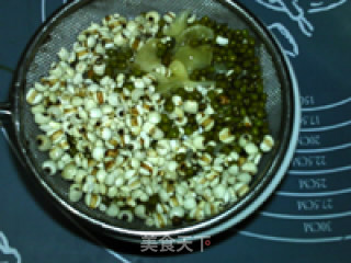 百合薏米绿豆浆的做法步骤：2
