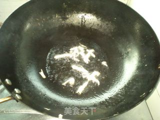 洋葱爆鱿鱼的做法步骤：4