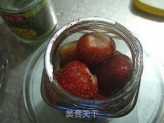 草莓醋的做法步骤：2