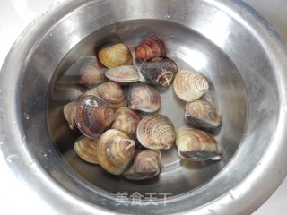 文蛤冬瓜汤的做法步骤：2