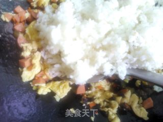 彩色蛋炒饭的做法步骤：10