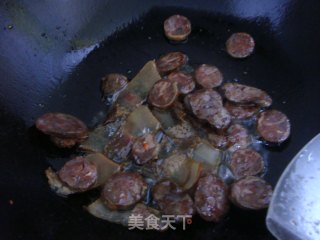 辣肠炒西芹的做法步骤：5