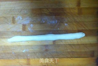 葱香肠仔包的做法步骤：8