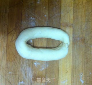 葱香肠仔包的做法步骤：9