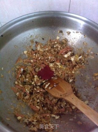 鸭蛋火腿茄汁炒饭的做法步骤：7