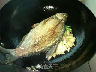 红烧鳊花的做法步骤：4
