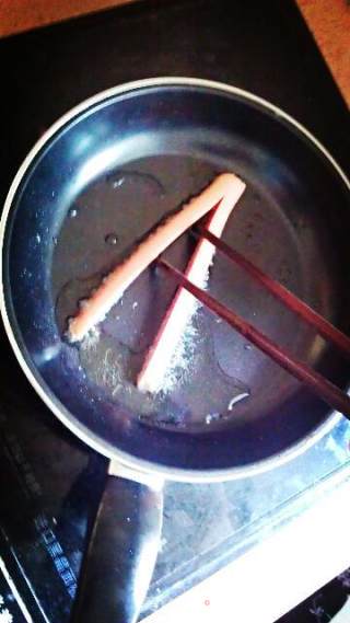 爱心煎蛋的做法步骤：1