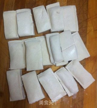 孜然豆腐的做法步骤：1