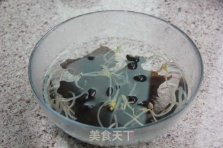 【清凉夏日】——鸡丝凉面的做法步骤：3