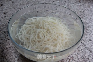 【清凉夏日】——鸡丝凉面的做法步骤：8