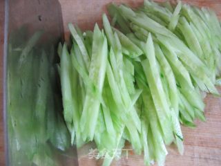 凉拌金针菇的做法步骤：4