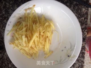 姜丝肉的做法步骤：1