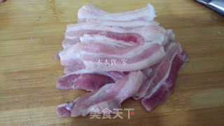 粉蒸肉的做法步骤：1